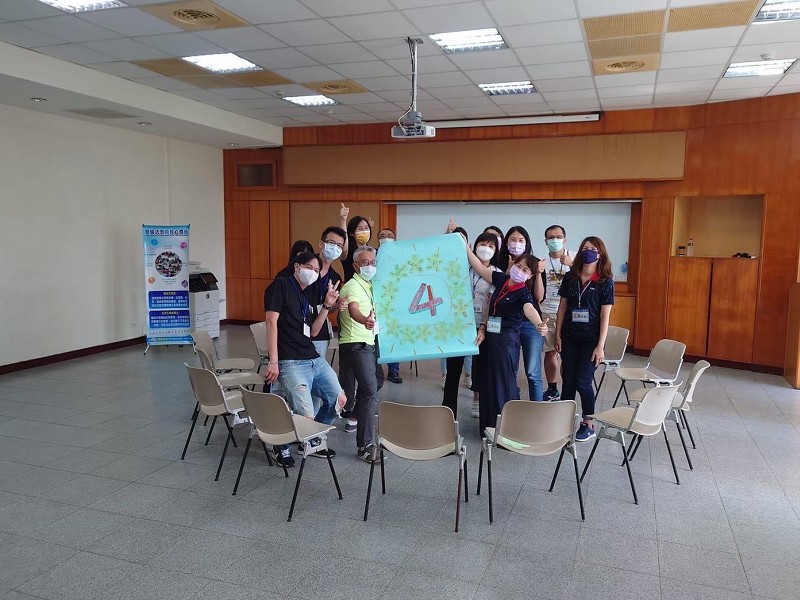 EMBA 24